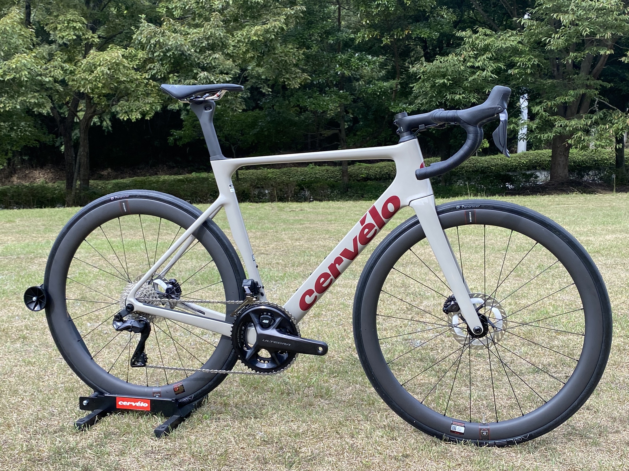 SOLOIST フレームセット（2025） 2色展開 – Cervélo ｜ サーヴェロ 